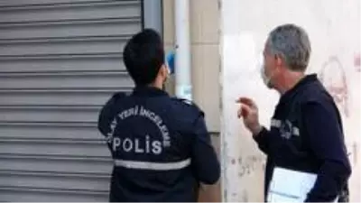 Sokak ortasında arkadaşını öldürdü Sokak ortasında arkadaşını öldürdü