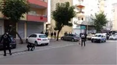 Sokak ortasında arkadaşını öldürdü Sokak ortasında arkadaşını öldürdü