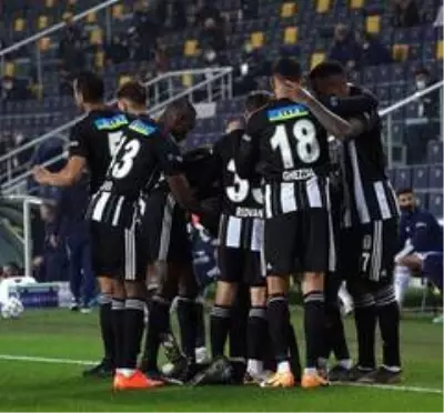 Süper Lig: Fenerbahçe: 0 - Beşiktaş: 1 (Maç devam ediyor) Süper Lig: Fenerbahçe: 0 - Beşiktaş: 1 (Maç devam ediyor)