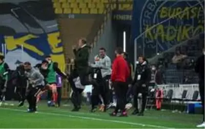 Süper Lig: Fenerbahçe: 3 - Beşiktaş: 4 (Maç sonucu)