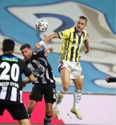 Süper Lig: Fenerbahçe: 3 - Beşiktaş: 4 (Maç sonucu)