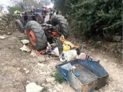 Takla atan traktör karı kocayı hayattan kopardı Takla atan traktör karı kocayı hayattan kopardı