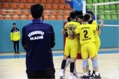 Voleybol 2. Lig: Elazığ Aksaray Gençlik: 0 Seyhan Belediye: 3 Voleybol 2. Lig: Elazığ Aksaray Gençlik: 0 Seyhan Belediye: 3
