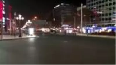 Yarın sabaha kadar sürecek olan sokağa çıkma kısıtlaması başladı Yarın sabaha kadar sürecek olan sokağa çıkma kısıtlaması başladı