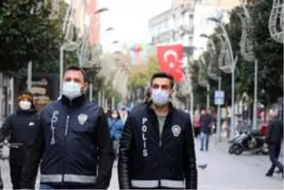 Yediği maske cezası sonrası verdiği cevap şok etti: 'İnşallah hepiniz yakalanır ceza yersiniz' Yediği maske cezası sonrası verdiği cevap şok etti: 'İnşallah hepiniz yakalanır ceza yersiniz'