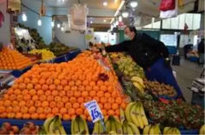Yeni yasaklar vatandaşları manava yöneltti Yeni yasaklar vatandaşları manava yöneltti