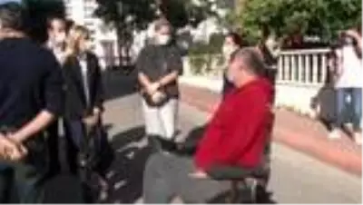 Zihinsel engelli gençlerin yaşadığı binada tahliye tartışması Zihinsel engelli gençlerin yaşadığı binada tahliye tartışması