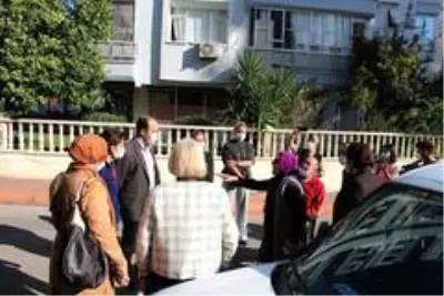 Zihinsel engelli gençlerin yaşadığı binada tahliye tartışması Zihinsel engelli gençlerin yaşadığı binada tahliye tartışması