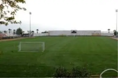 10 futbolcusu Covid-19'a yakalanan Kocaelispor tesislerini kapattı 10 futbolcusu Covid-19'a yakalanan Kocaelispor tesislerini kapattı