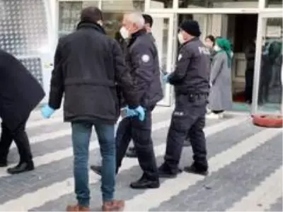24 yaşındaki genç kız, kaldığı rezidansta kendini asarak hayatına son verdi 24 yaşındaki genç kız, kaldığı rezidansta kendini asarak hayatına son verdi