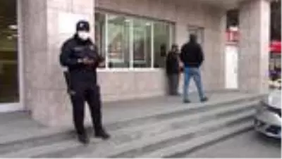AFYONKARAHİSAR - Karantina ihlali yapan kişi ile oğlu KYK yurduna yerleştirildi AFYONKARAHİSAR - Karantina ihlali yapan kişi ile oğlu KYK yurduna yerleştirildi
