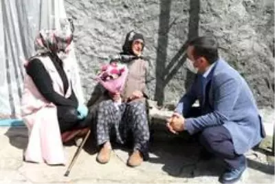 Asırlık nine Cumhurbaşkanı Erdoğan'ı göremeden vefat etti Asırlık nine Cumhurbaşkanı Erdoğan'ı göremeden vefat etti