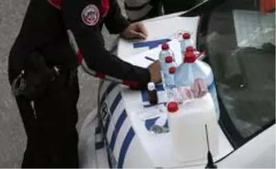 Son dakika haberleri: - Başkent'te kaçak alkol üreten bir kişi suçüstü yakalandı Son dakika haberleri: - Başkent'te kaçak alkol üreten bir kişi suçüstü yakalandı
