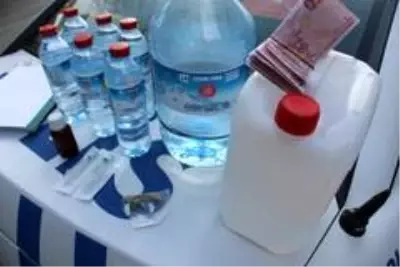 Son dakika haberleri: - Başkent'te kaçak alkol üreten bir kişi suçüstü yakalandı Son dakika haberleri: - Başkent'te kaçak alkol üreten bir kişi suçüstü yakalandı