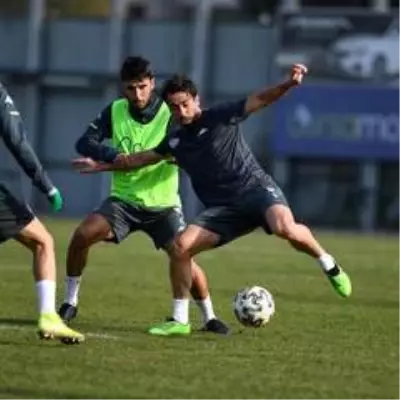 Bursaspor'da Ümraniyespor maçı hazırlıkları devam ediyor Bursaspor'da Ümraniyespor maçı hazırlıkları devam ediyor