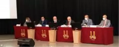 Büyükşehir'in bütçesi oy birliğiyle kabul edildi Büyükşehir'in bütçesi oy birliğiyle kabul edildi