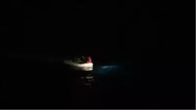 Çanakkale'de 2 günde 80 düzensiz göçmen kurtarıldı Çanakkale'de 2 günde 80 düzensiz göçmen kurtarıldı
