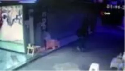 Son dakika haber: Cep telefonu hırsızlığı kamerada Son dakika haber: Cep telefonu hırsızlığı kamerada