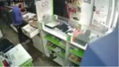 Cerablus'taki bombalı saldırı anı kamerada Cerablus'taki bombalı saldırı anı kamerada