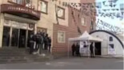 DİYARBAKIR - Diyarbakır'daki evlat nöbeti 455. gününde DİYARBAKIR - Diyarbakır'daki evlat nöbeti 455. gününde