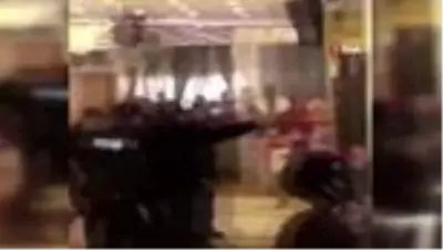 Son dakika haberleri! Düğün salonunda pazar ayini kamerada Son dakika haberleri! Düğün salonunda pazar ayini kamerada