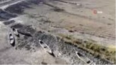 Son dakika haberi... Eber Gölü'nde ürkütücü kayık mezarlığı görüntüsü Son dakika haberi... Eber Gölü'nde ürkütücü kayık mezarlığı görüntüsü