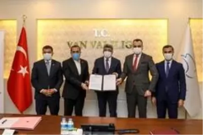 Erciş'te jeotermal su kaynaklarıyla seracılık dönemi Erciş'te jeotermal su kaynaklarıyla seracılık dönemi