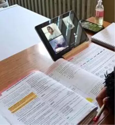 Eyüpsultan'da uzaktan eğitimler devam ediyor Eyüpsultan'da uzaktan eğitimler devam ediyor
