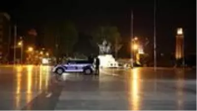 Hafta sonu sokağa çıkma kısıtlaması saat kaçta başlıyor, kaçta bitiyor? İşte sokağa çıkma yasağı saatleri Hafta sonu sokağa çıkma kısıtlaması saat kaçta başlıyor, kaçta bitiyor? İşte sokağa çıkma yasağı saatleri