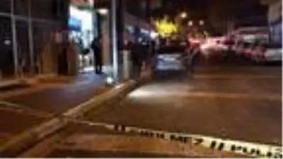 Son dakika haberleri! Husumetlisince sokak ortasında tabancayla vurulduğu anlar kamerada Son dakika haberleri! Husumetlisince sokak ortasında tabancayla vurulduğu anlar kamerada