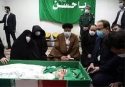 Son dakika haberleri | İranlı nükleer fizikçinin Fahrizade'nin cenazesi Tahran'da defnedildi Son dakika haberleri | İranlı nükleer fizikçinin Fahrizade'nin cenazesi Tahran'da defnedildi