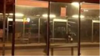 İstanbul'da sokağa çıkma kısıtlamasının sona ermesiyle yollarda hareketlilik başladı İstanbul'da sokağa çıkma kısıtlamasının sona ermesiyle yollarda hareketlilik başladı