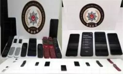 Son dakika... Kaçak tütün operasyonunda 6 şüpheli yakalandı Son dakika... Kaçak tütün operasyonunda 6 şüpheli yakalandı