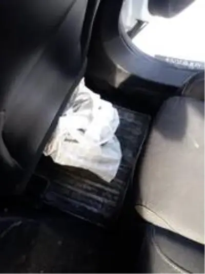 - Eroinle yakalanan Kadir Şeker'in kurtardığı kadın adliyeye sevk edildi - Eroinle yakalanan Kadir Şeker'in kurtardığı kadın adliyeye sevk edildi