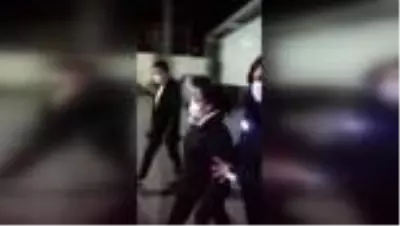Kadir Şeker'in kurtarmak istediği kadın 900 gram uyuşturucuyla yakalandı - Şüpheliler adliyeye sevk edildi (3) Kadir Şeker'in kurtarmak istediği kadın 900 gram uyuşturucuyla yakalandı - Şüpheliler adliyeye sevk edildi (3)