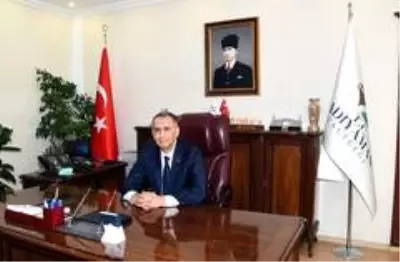 Kent protokolünden Adıyaman'ın il oluşu kutlaması Kent protokolünden Adıyaman'ın il oluşu kutlaması