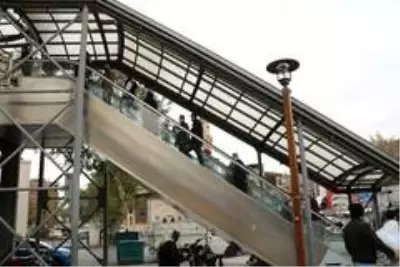 Kısıtlama sonrası korona unutuldu Kısıtlama sonrası korona unutuldu