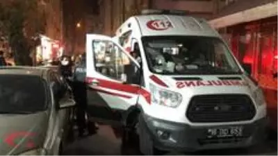 Kız meselesi yüzünden 2 kişiyi bıçakladı Kız meselesi yüzünden 2 kişiyi bıçakladı