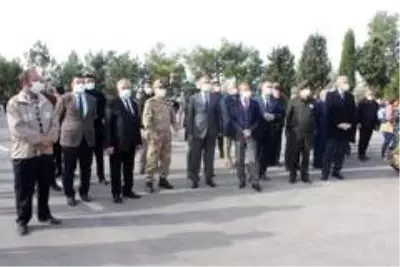 Komandolar barış için Suriye'ye uğurlandı Komandolar barış için Suriye'ye uğurlandı
