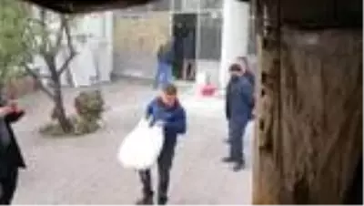 Son dakika haber | Kütahya'da yangında 70 koyunu telef olan üreticiye destek seferberliği Son dakika haber | Kütahya'da yangında 70 koyunu telef olan üreticiye destek seferberliği