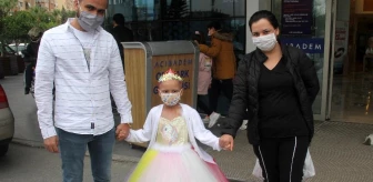 Lösemili Elif Ayça hastaneden 'prenses' olarak çıktı