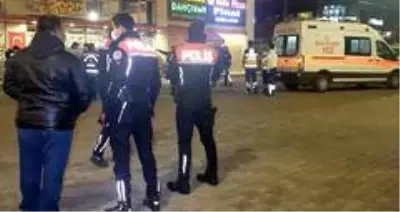 Önce boşanma aşamasındaki eşini, sonra kendini vurdu Önce boşanma aşamasındaki eşini, sonra kendini vurdu