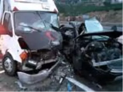 Son dakika haberleri | Otomobille kamyonet çarpıştı: 1 ölü, 4 yaralı Son dakika haberleri | Otomobille kamyonet çarpıştı: 1 ölü, 4 yaralı