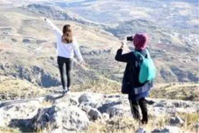 (Özel haber) Doğaseverler, Güneydoğu'nun Kapadokya'sında (Özel haber) Doğaseverler, Güneydoğu'nun Kapadokya'sında