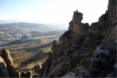 (Özel haber) Doğaseverler, Güneydoğu'nun Kapadokya'sında (Özel haber) Doğaseverler, Güneydoğu'nun Kapadokya'sında