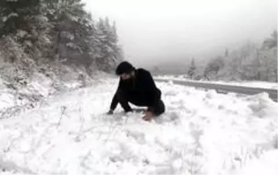 Karla kaplanan Tekçam Geçidi görsel şölen oluşturdu Karla kaplanan Tekçam Geçidi görsel şölen oluşturdu