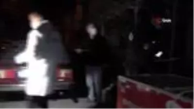 Son dakika haber: Polis, sokakta tüfekle rastgele ateş eden şehir magandasını arıyor Son dakika haber: Polis, sokakta tüfekle rastgele ateş eden şehir magandasını arıyor