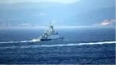 Rus savaş gemisi, Çanakkale Boğazı'ndan geçti Rus savaş gemisi, Çanakkale Boğazı'ndan geçti