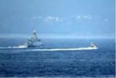 Rus savaş gemisi, Çanakkale Boğazı'ndan geçti Rus savaş gemisi, Çanakkale Boğazı'ndan geçti