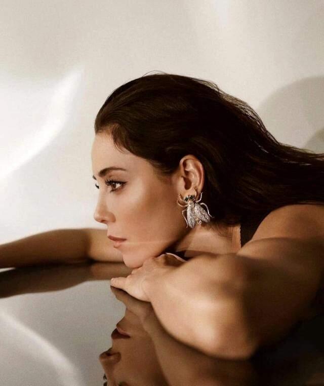 Sadakatsiz'in Asya'sı Cansu Dere'den aldatılma itirafı: Yabancı olduğum bir durum değil Sadakatsiz'in Asya'sı Cansu Dere'den aldatılma itirafı: Yabancı olduğum bir durum değil